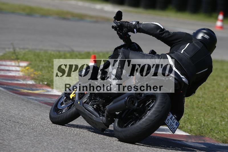 /Archiv-2024/29 12.06.2024 MOTO.CH Track Day ADR/Gruppe gelb/5